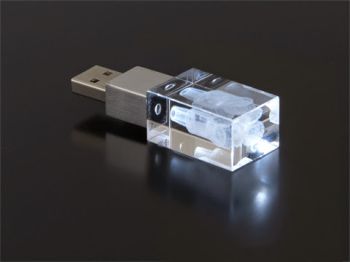 Memoria USB cristal - 3d6.jpg